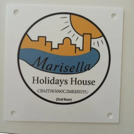 Marisella Holidays House * Pouzzoles